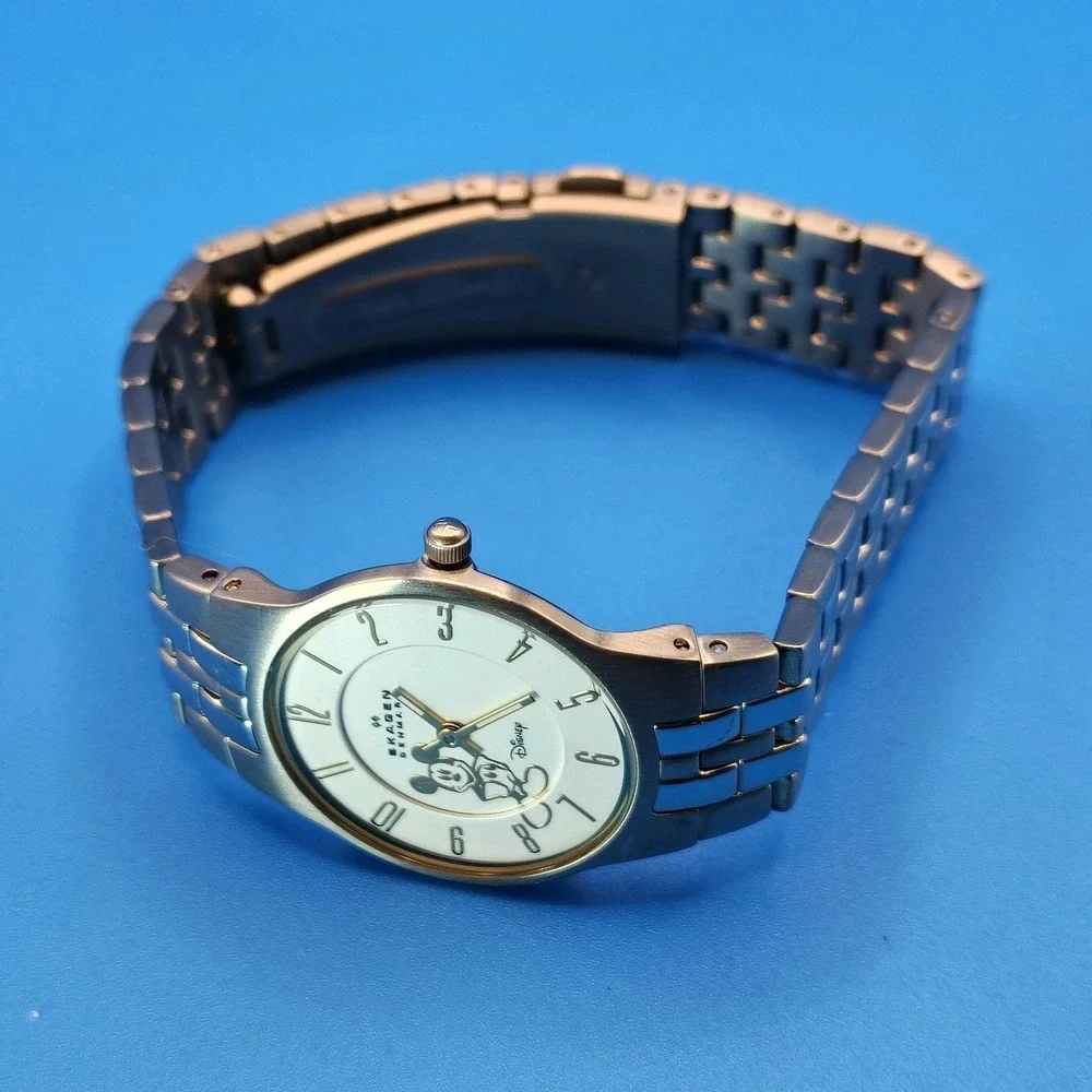 Vintage 2007 Skagen Denmark Disney Mickey Mouse 30mm Women's‎ Quartz Watch New